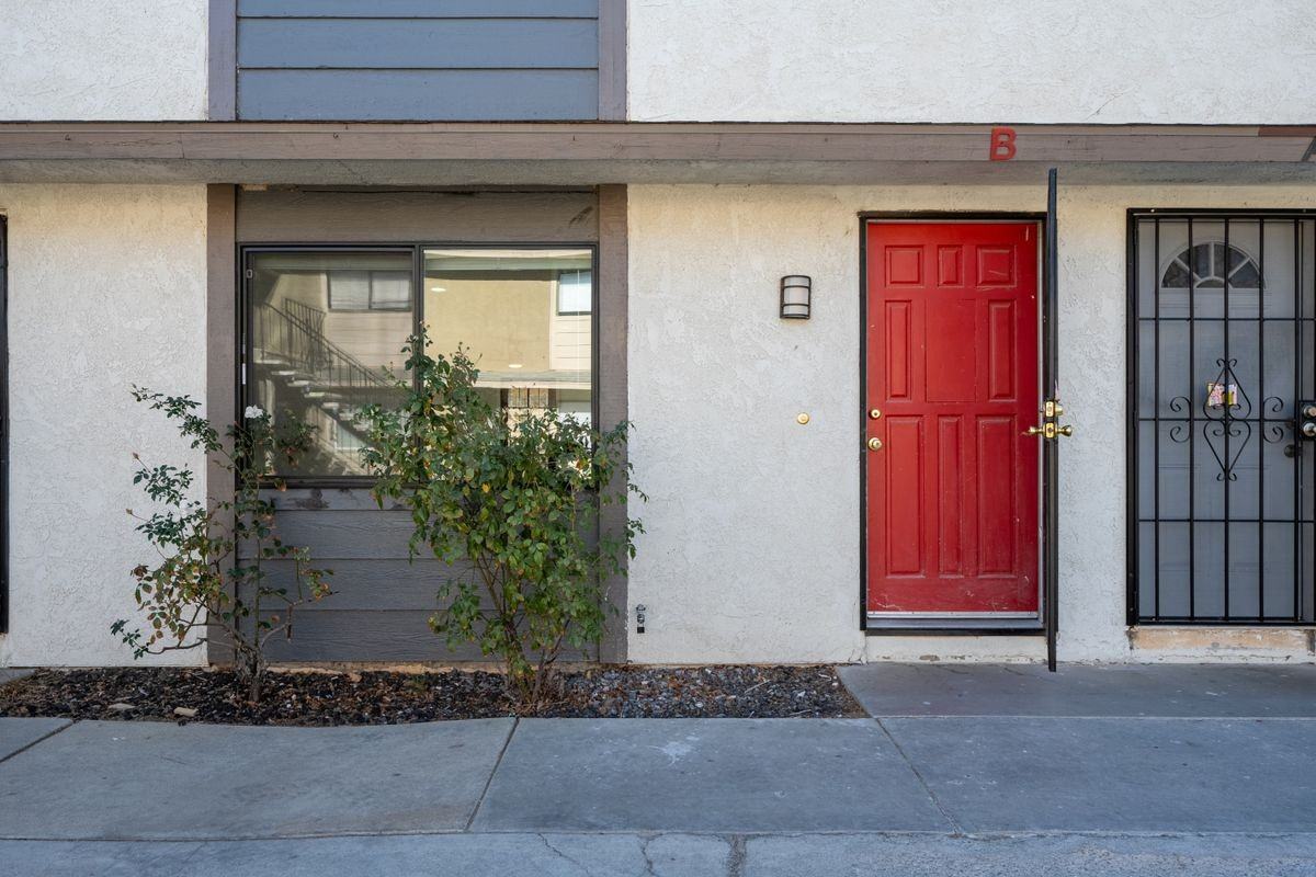 38478 Larkin Ave ##B - Photo 3 of 3