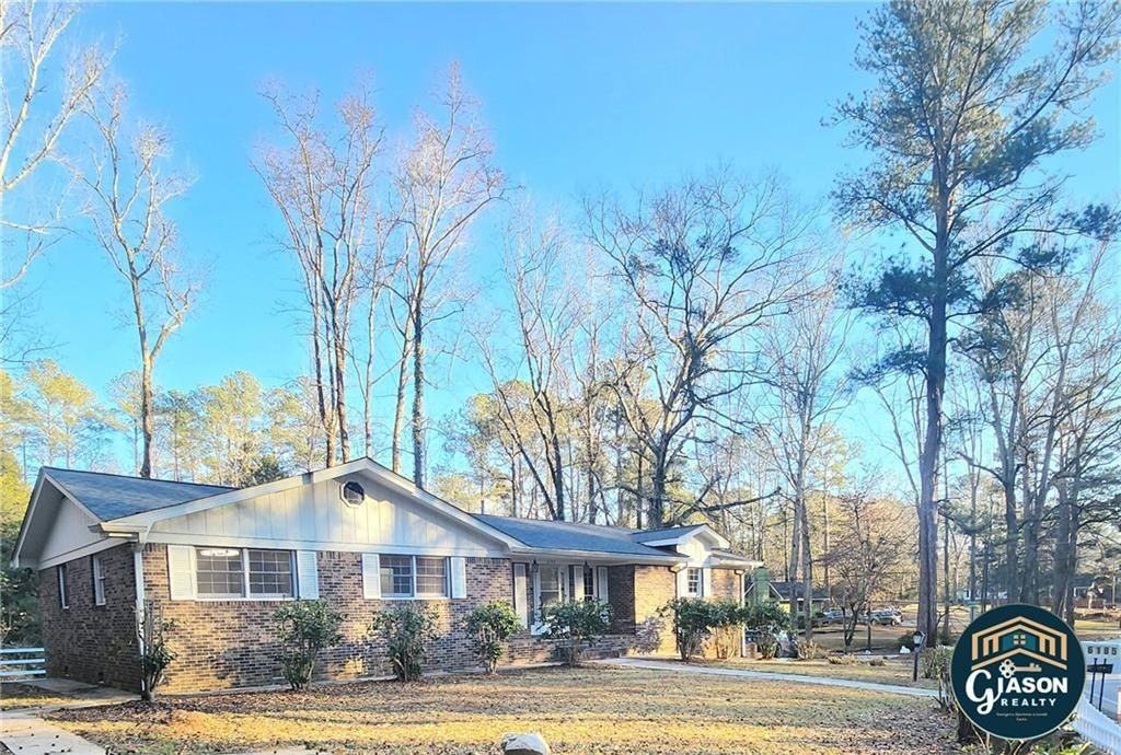 6185 Old Monticello St Se - Photo 2 of 28