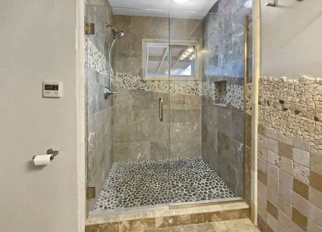 2541 Haller St - Photo 3 of 17