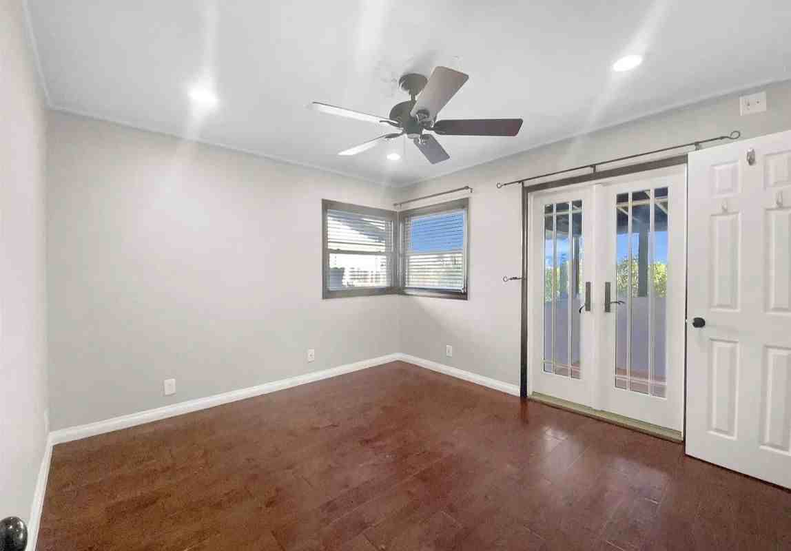 2541 Haller St - Photo 5 of 17