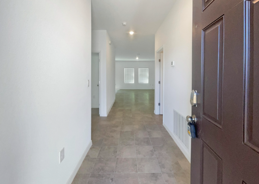 8513 Lilias Cir - Photo 3 of 21