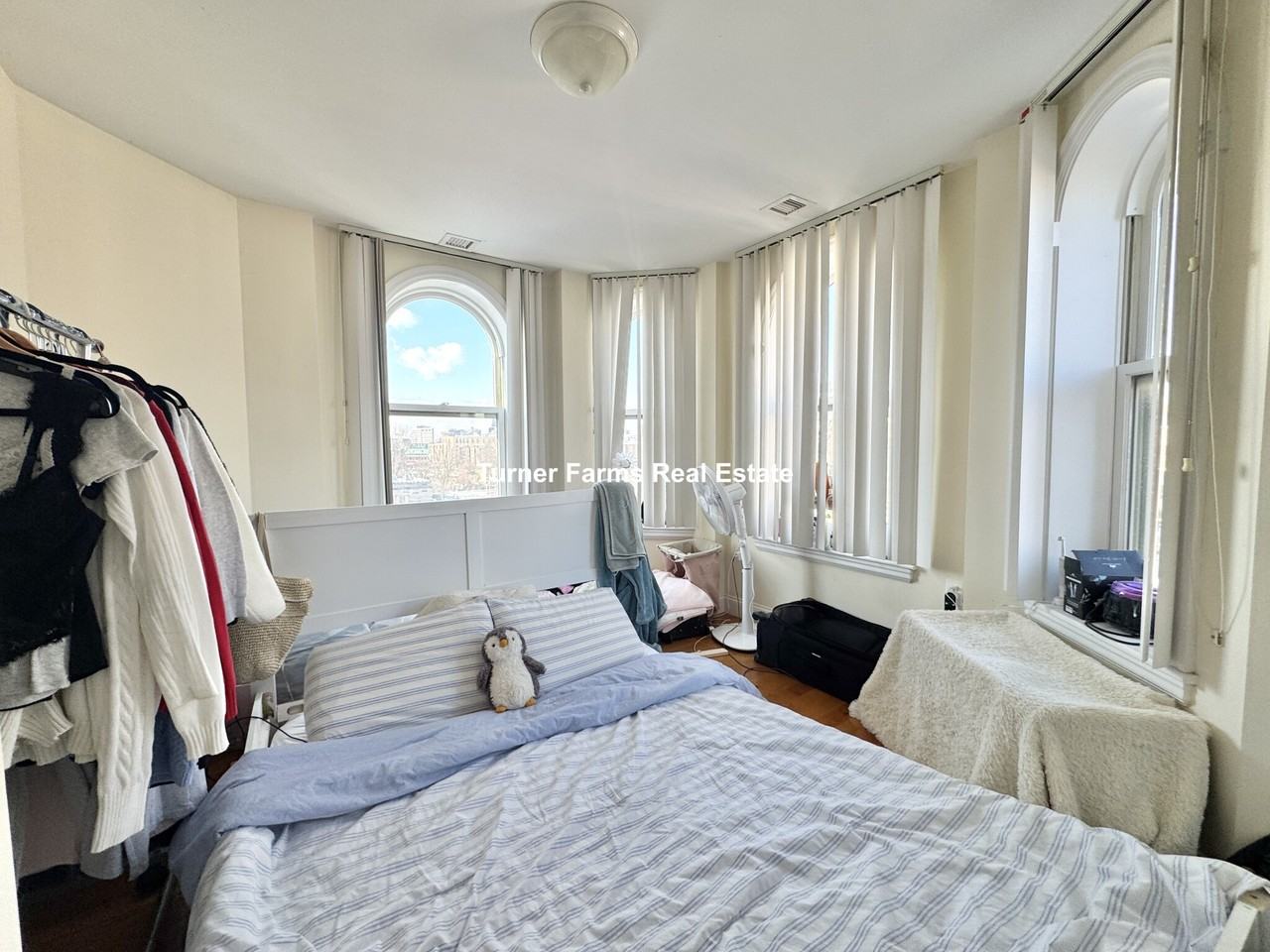 Westland Ave #601 - Photo 3 of 8