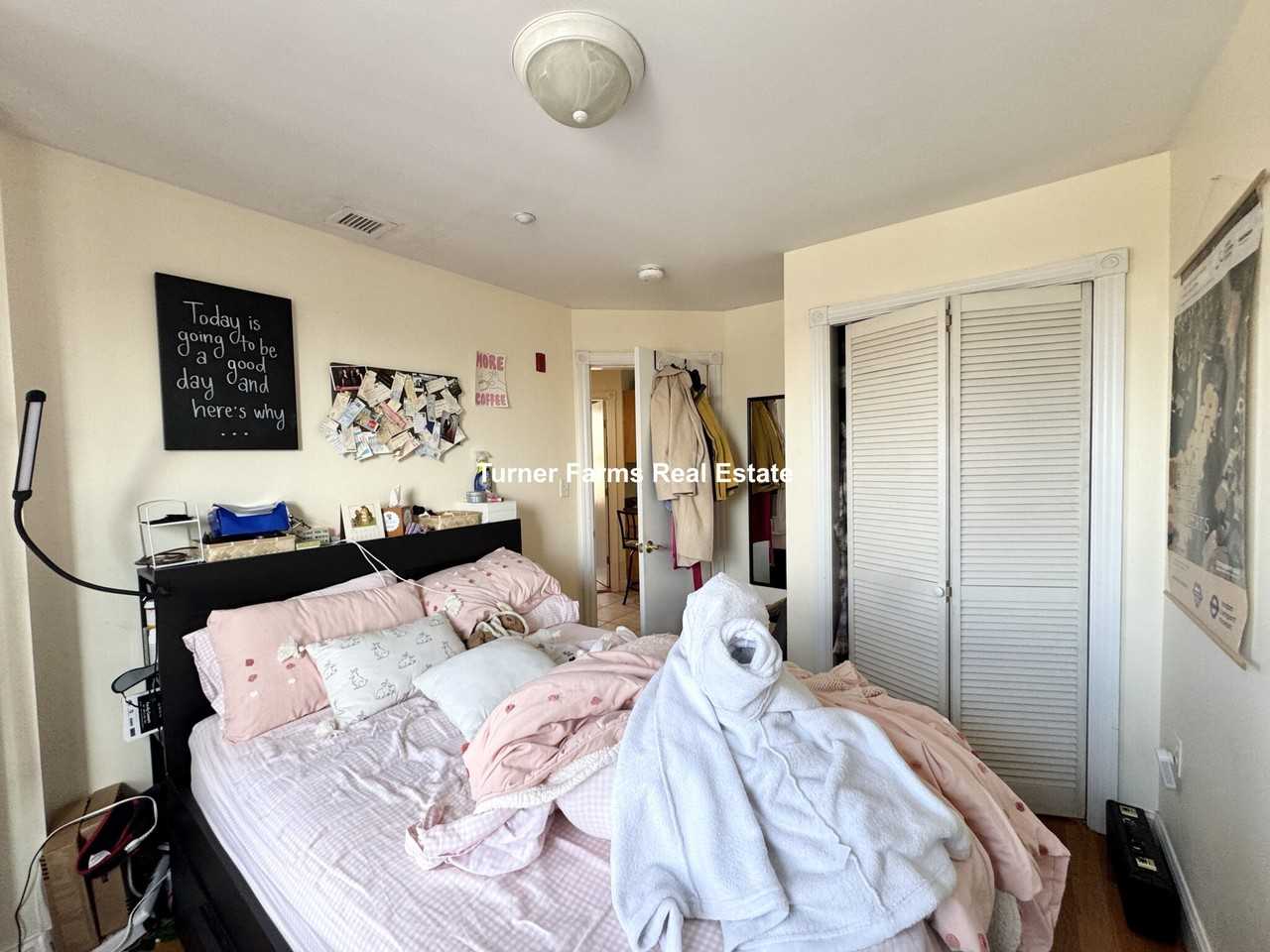 Westland Ave #601 - Photo 6 of 8