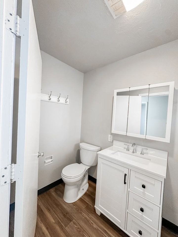 Pioneer Plaza Apartments - Photo 3 of 46