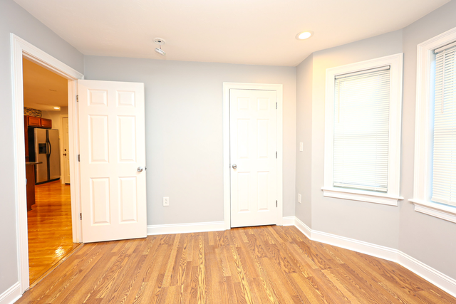 35 Gleason St #1 - Photo 3 of 20