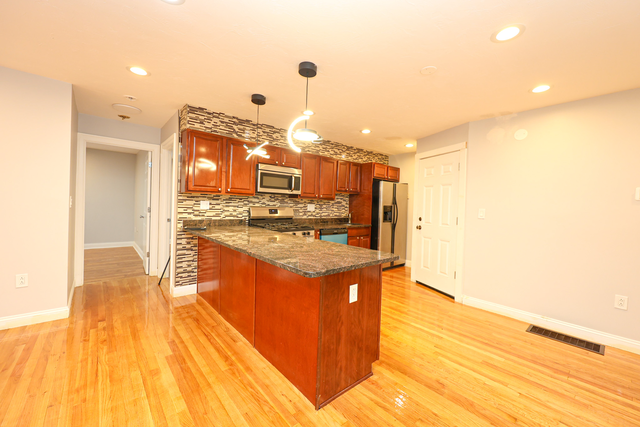 35 Gleason St #1 - Photo 5 of 20