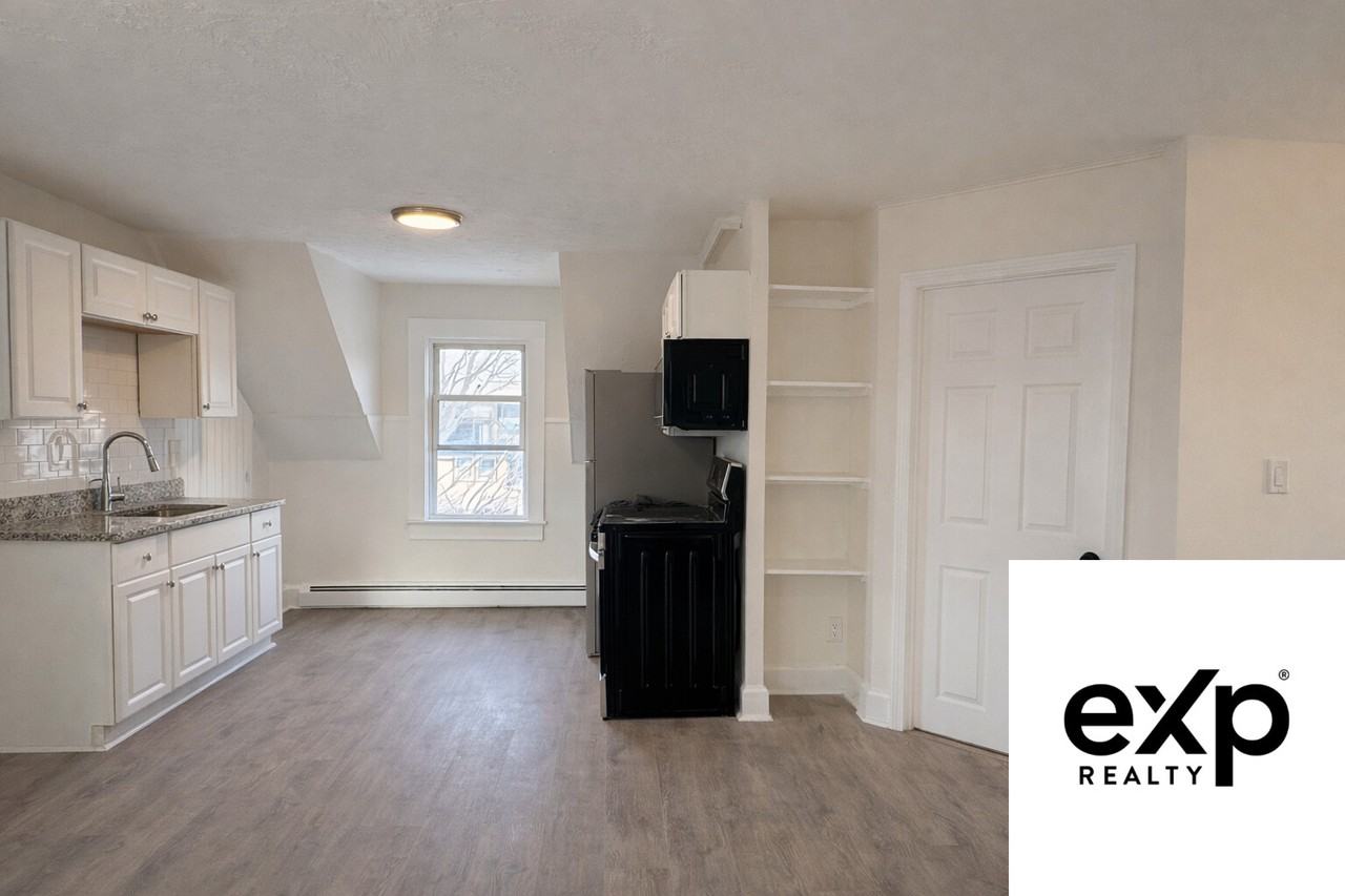 75 Haviland Ave #3 - Photo 2 of 10