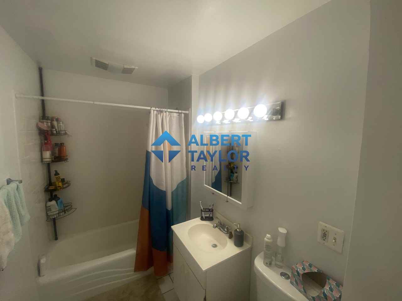 530 Cambridge St #1 - Photo 5 of 6