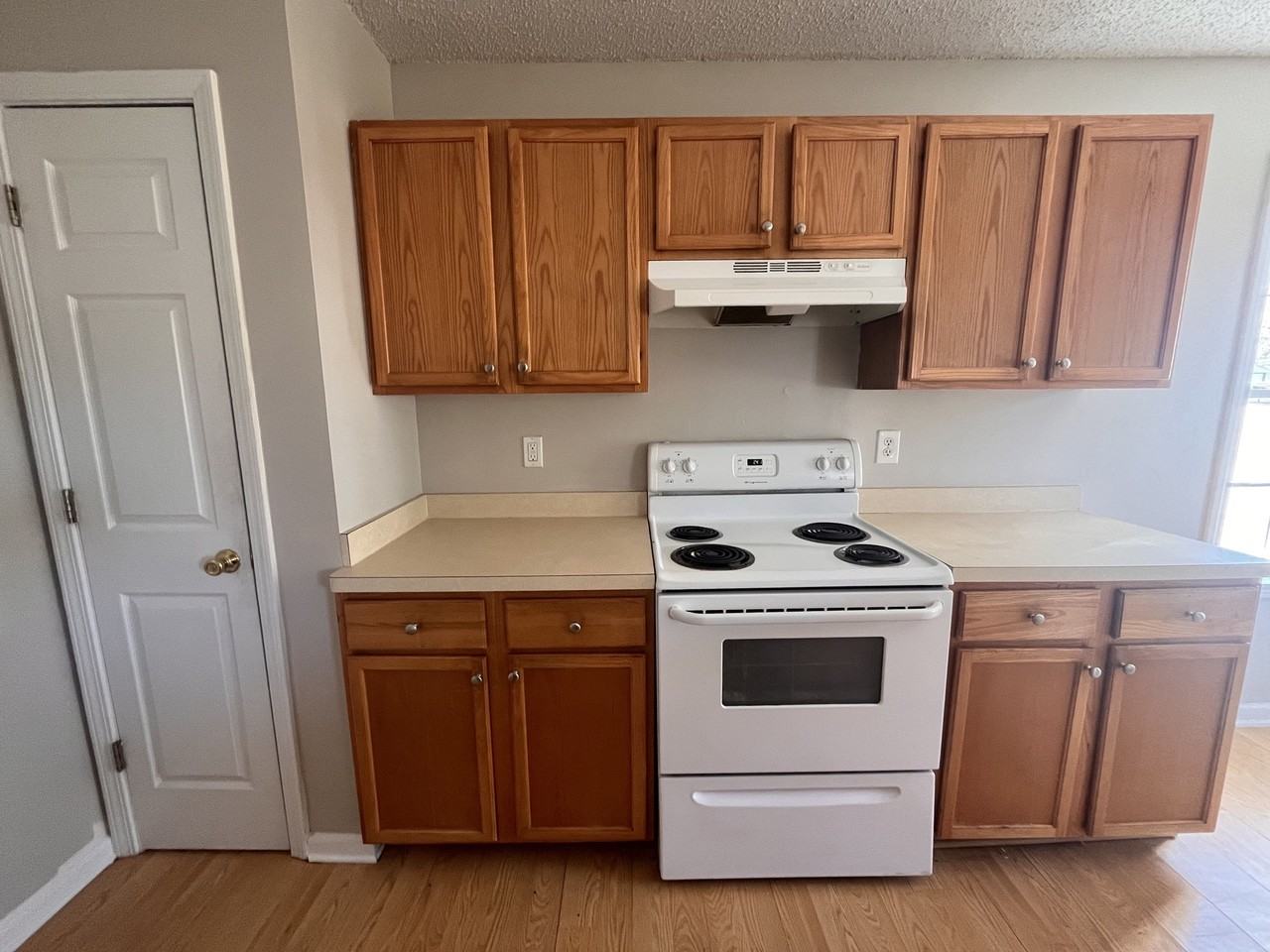 362 Lambert Overlook Cir - Photo 3 of 24