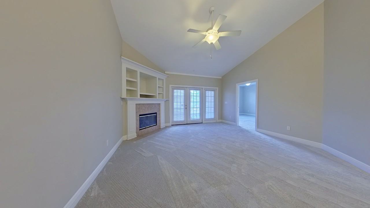 219 Diamond Cv - Photo 3 of 17