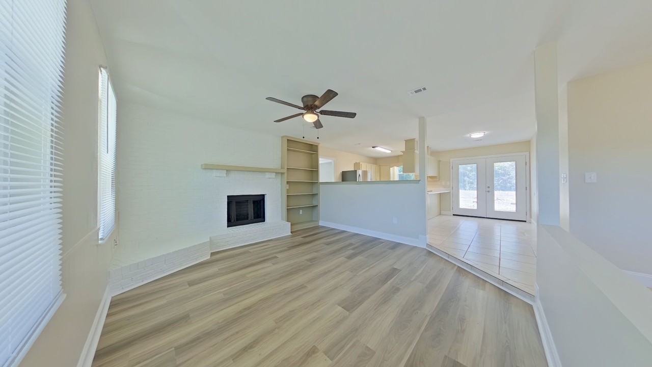 5806 Flamingo Rd - Photo 4 of 19