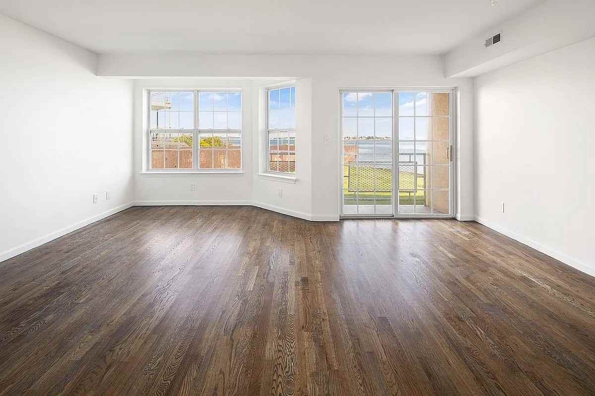 160 Patricia Ln #404 - Photo 7 of 10