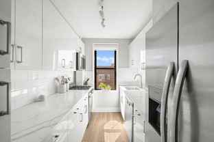 525 W 235th St #7D - Photo 1 of 1