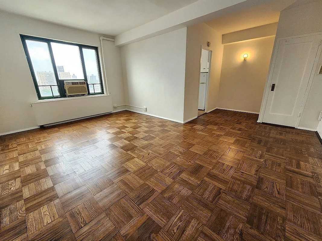 1949 Mcgraw Ave #7F - Photo 3 of 11