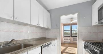featured image of 3121 Middletown Rd #4M