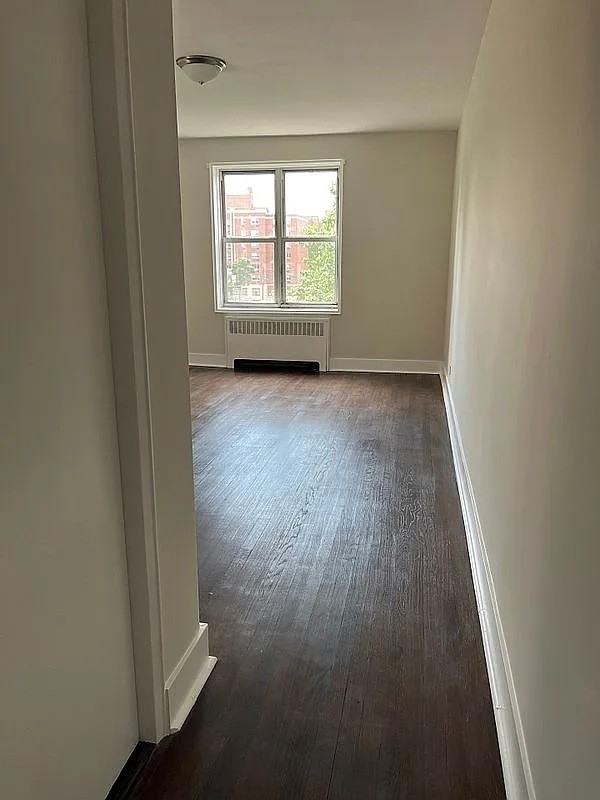 3299 Cambridge Ave #6L - Photo 6 of 12