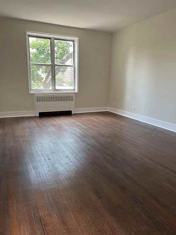 3299 Cambridge Ave #6L - Photo 7 of 12