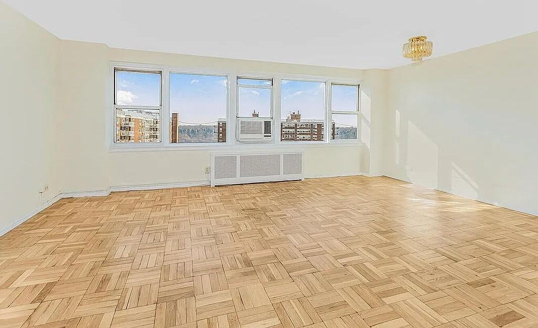 4525 Henry Hudson Pkwy #1001 - Photo 6 of 12