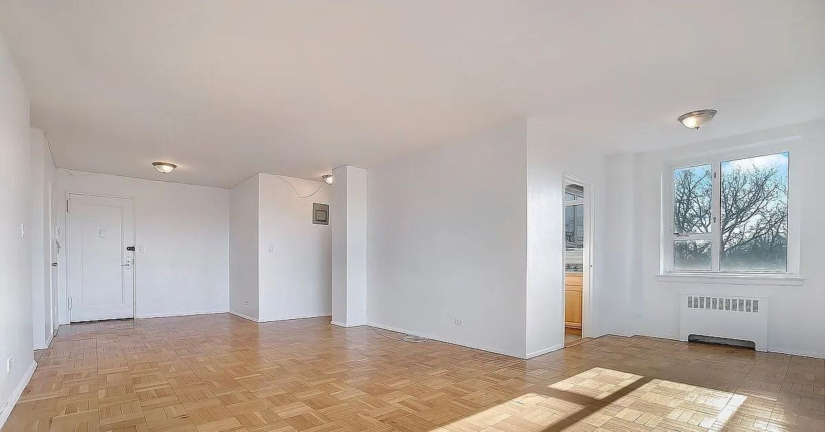 5355 Henry Hudson Pkwy W #7F - Photo 3 of 9