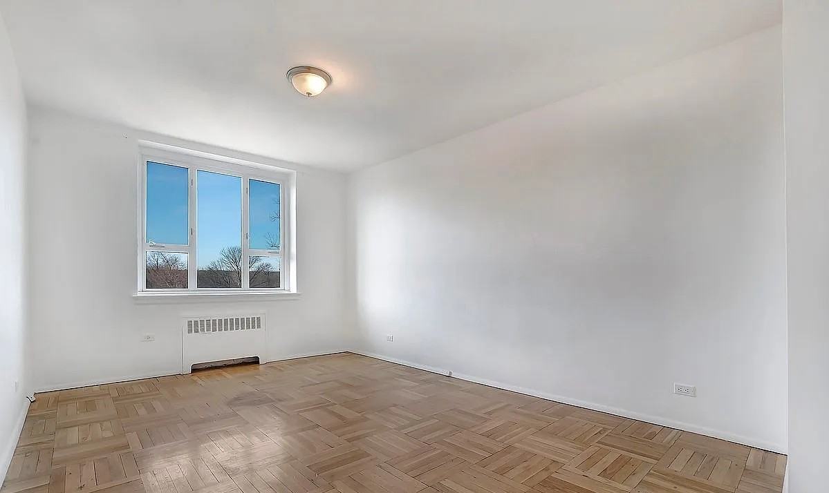 5355 Henry Hudson Pkwy W #7F - Photo 5 of 9