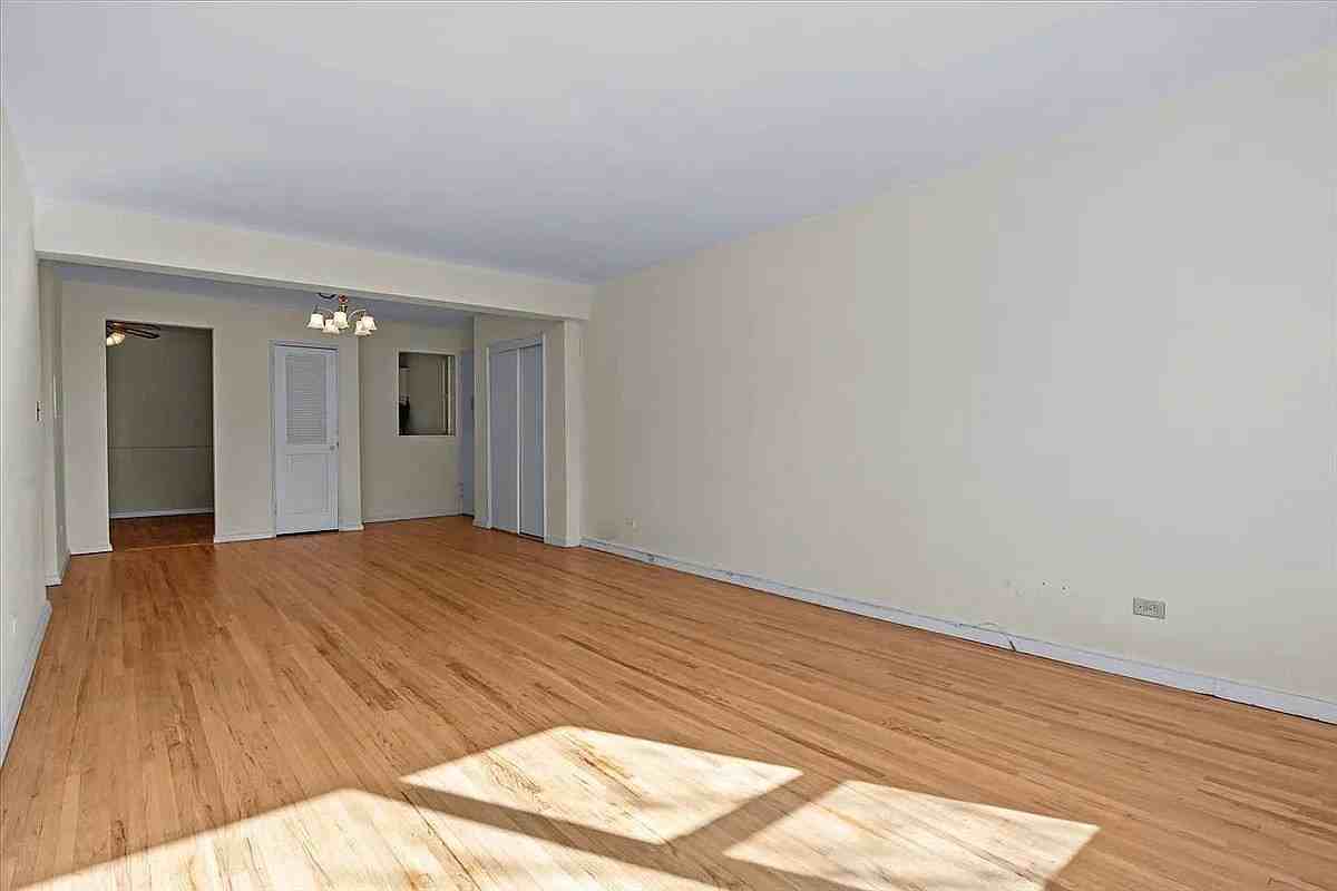 6300 Riverdale Ave #4D - Photo 5 of 13