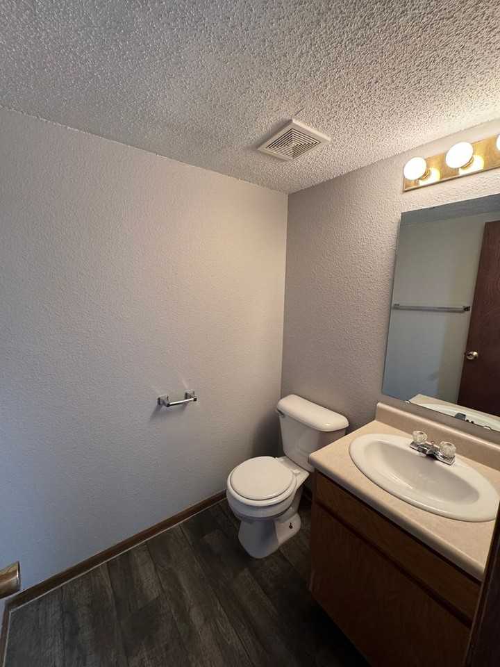 4408 Vestry Pl - Photo 2 of 9