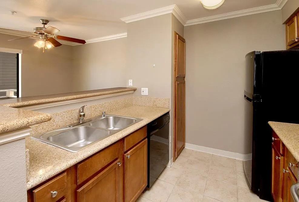 41 Grandview St #907 - Photo 4 of 11