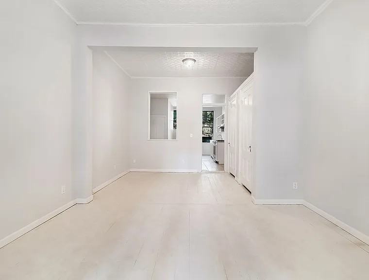 151 Grand St #3 - Photo 2 of 5