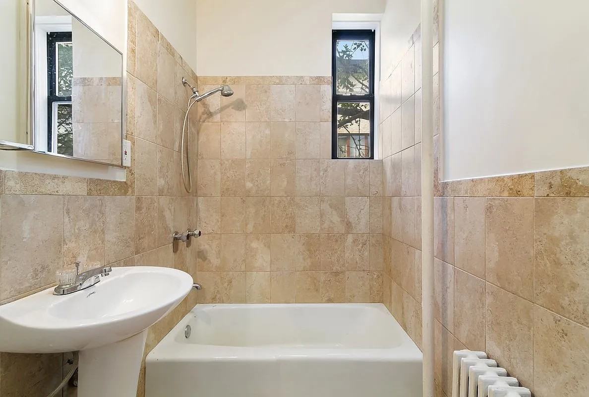 151 Grand St #3 - Photo 5 of 5