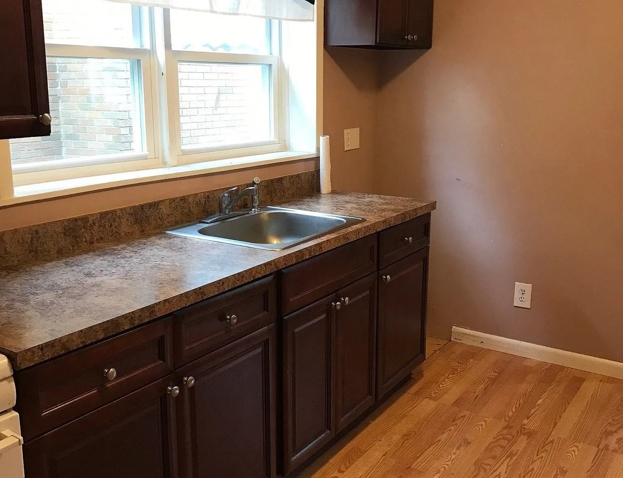 273 Portage Ave #FL1 - Photo 7 of 8