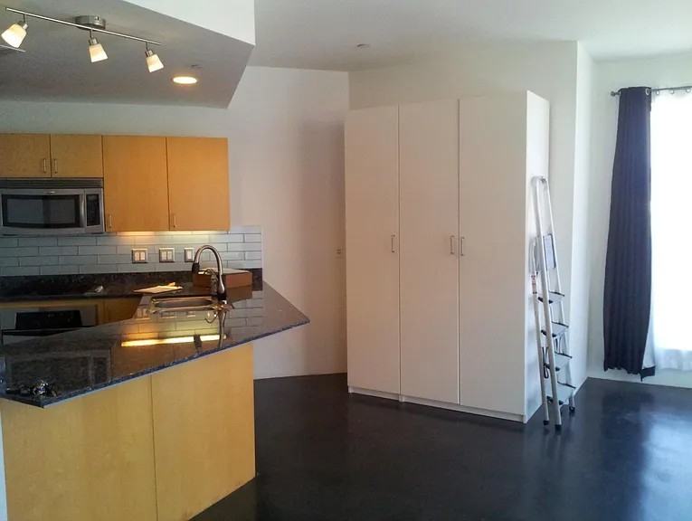 285 W 6th St #206 - Photo 3 of 12