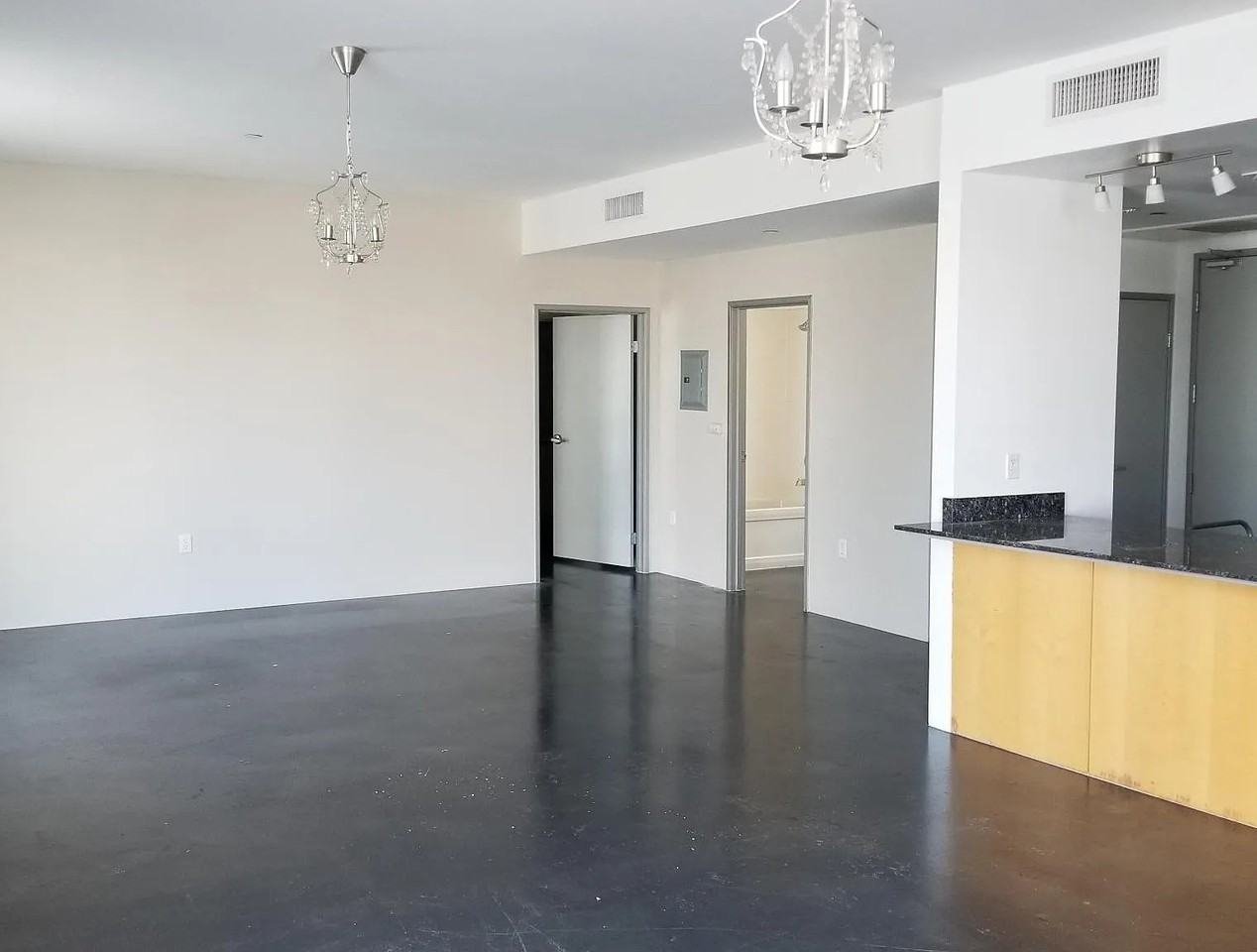 285 W 6th St #206 - Photo 6 of 12