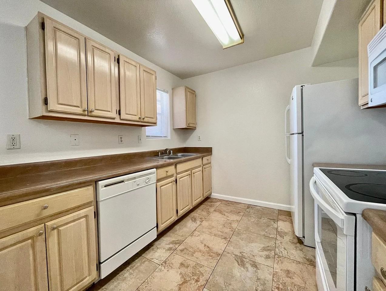 555 E Silverado Ranch Blvd #1014 - Photo 6 of 14