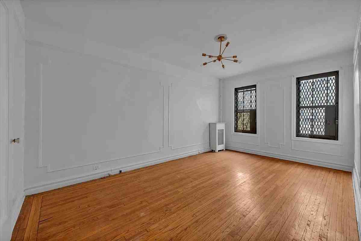 3398 Wayne Ave #C31 - Photo 6 of 8