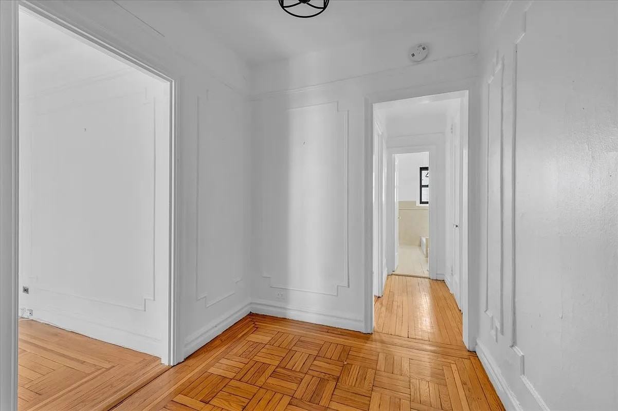 3398 Wayne Ave #C31 - Photo 7 of 8