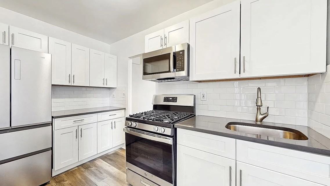 3500 Snyder Ave #4R - Photo 5 of 6