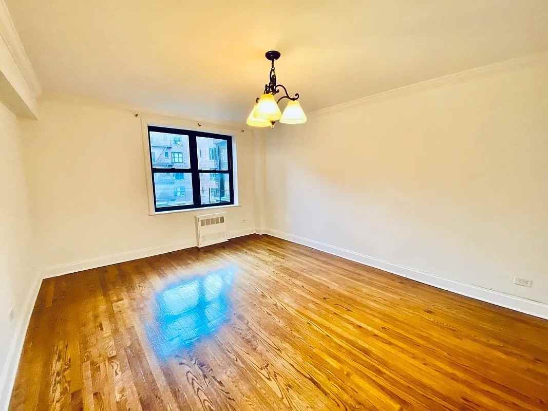 4501 Broadway #4C - Photo 2 of 7