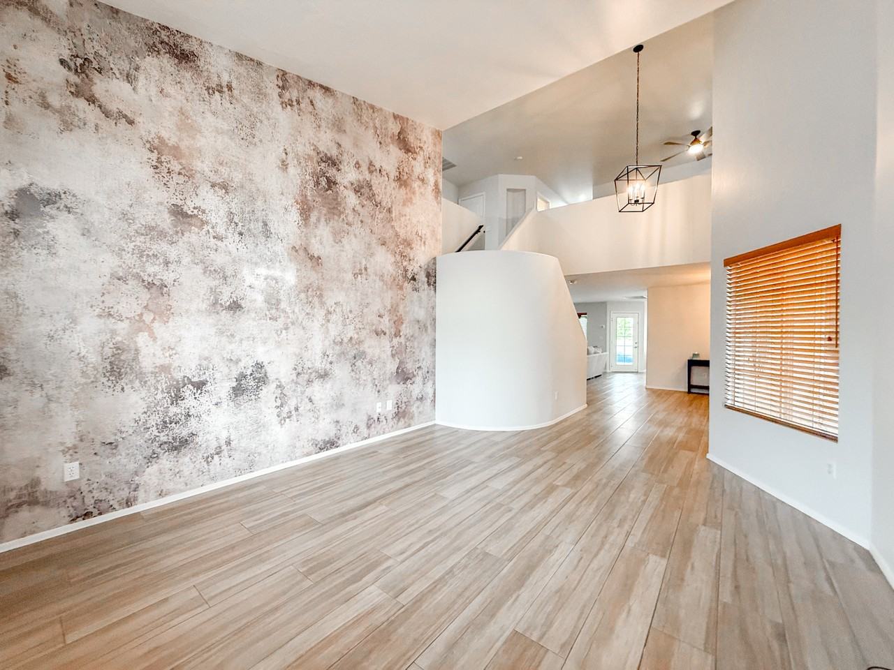 1705 E Yukon Dr - Photo 7 of 44