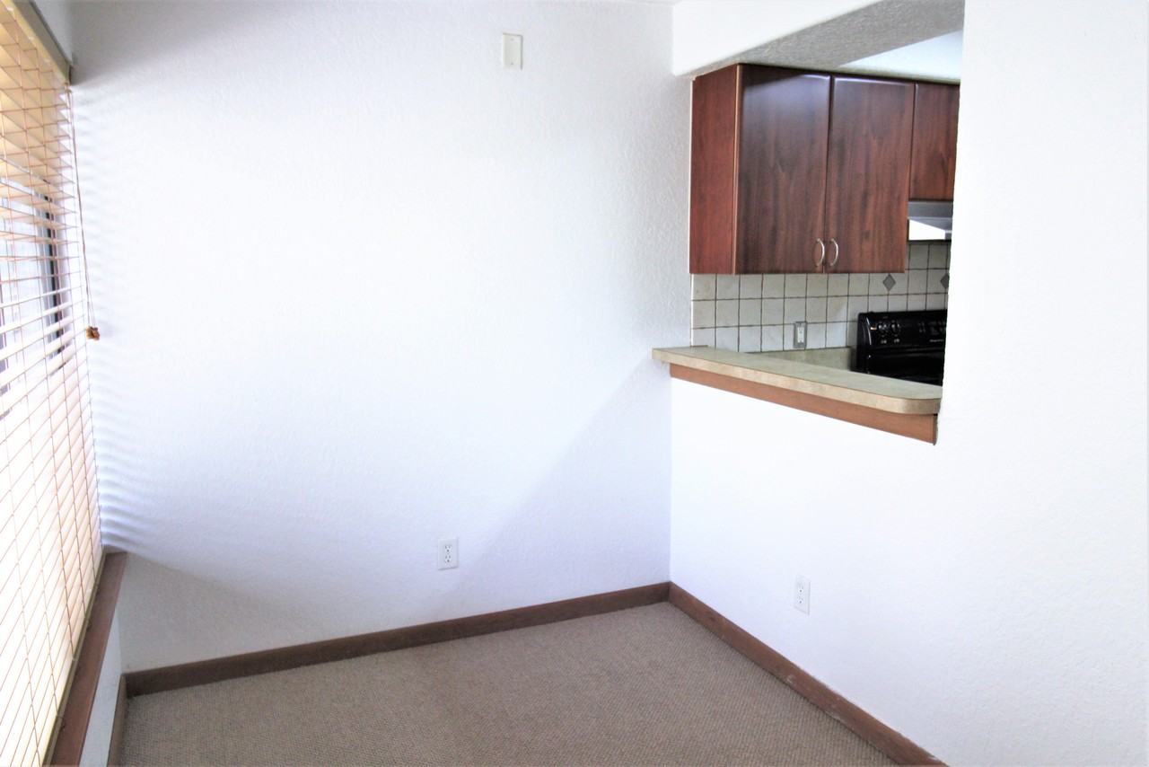 4917 25th St W #103 - Photo 4 of 14