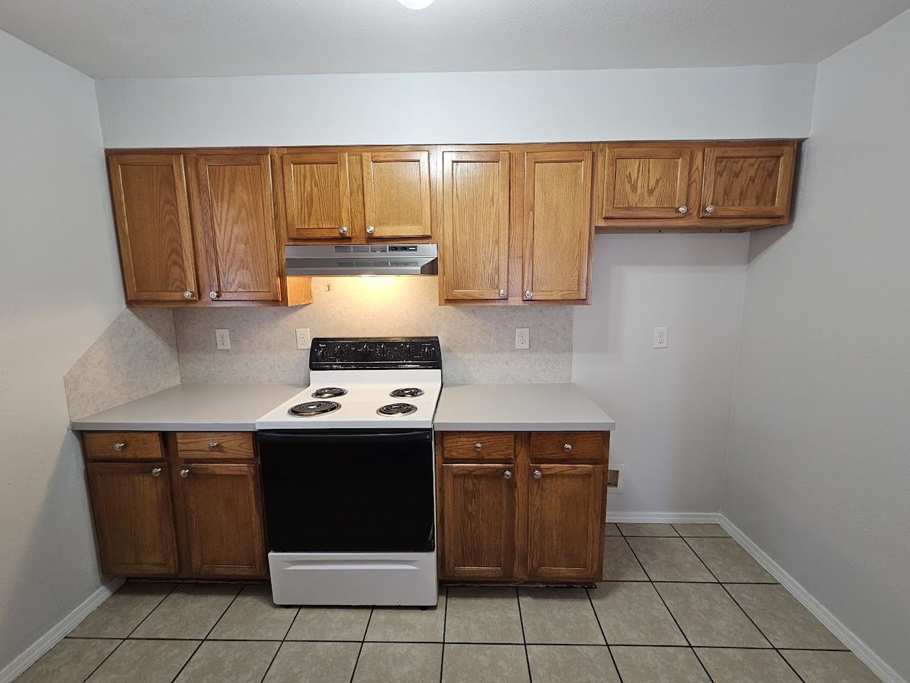 1816 N Redbud Dr - Photo 7 of 15