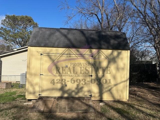 5025 Lake Circle Dr Ne - Photo 2 of 16