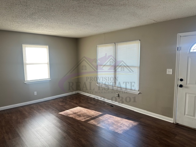 5025 Lake Circle Dr Ne - Photo 4 of 16