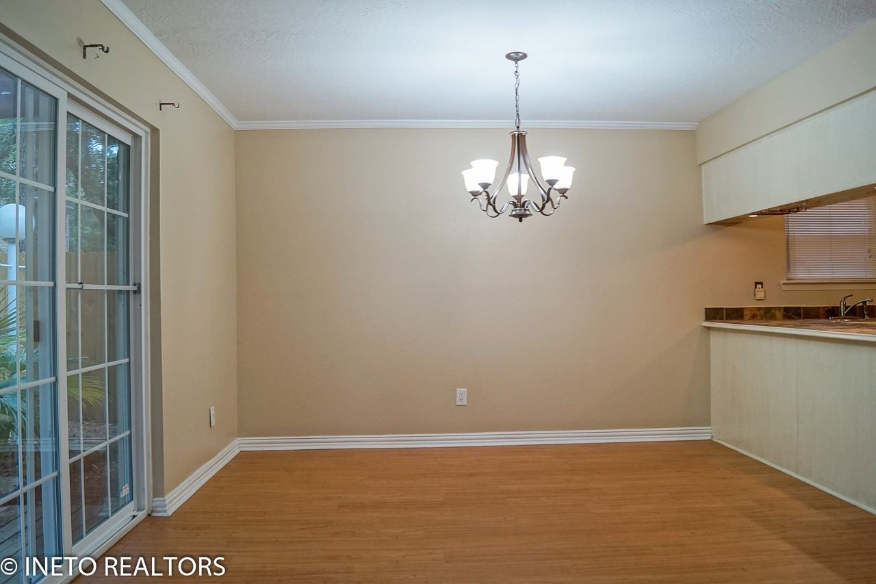 29 Coralberry Rd - Photo 4 of 18