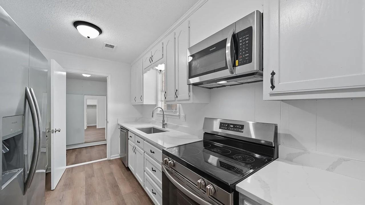 1517 Michael St - Photo 7 of 26