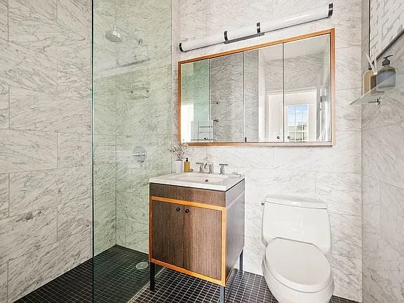 184 Kent Ave - Photo 5 of 5