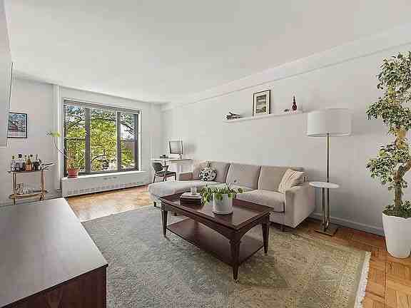 365 Clinton Ave - Photo 2 of 7