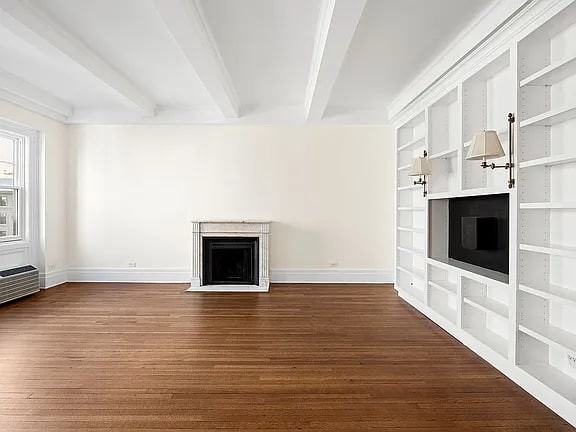 969 Park Ave - Photo 2 of 9