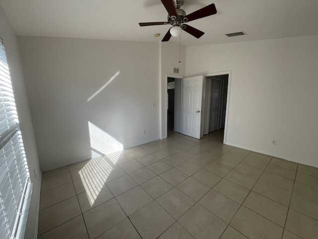 209 Harold Ave N - Photo 6 of 13