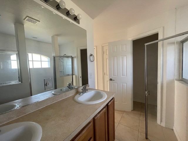 209 Harold Ave N - Photo 7 of 13