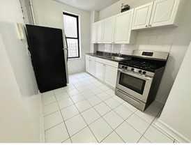 3175 Grand Concourse - Photo 1 of 1